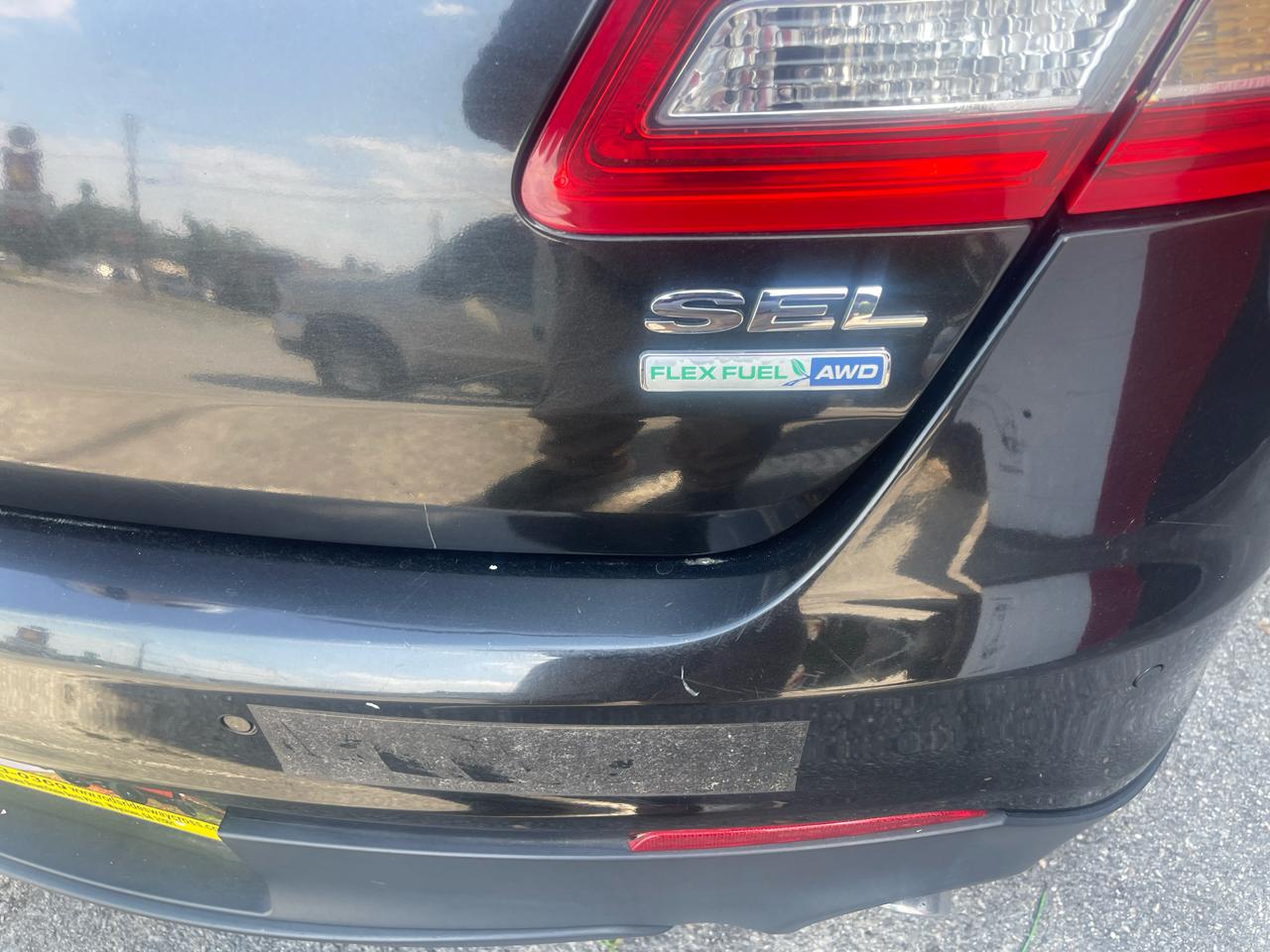 Ford Taurus SEL AWD 2015