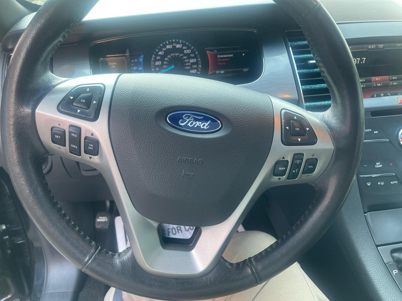 Ford Taurus SEL AWD 2015