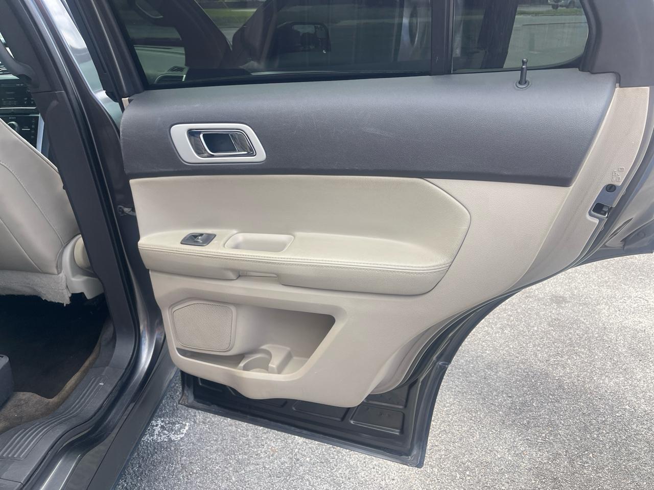 Ford Explorer Limited FWD 2015