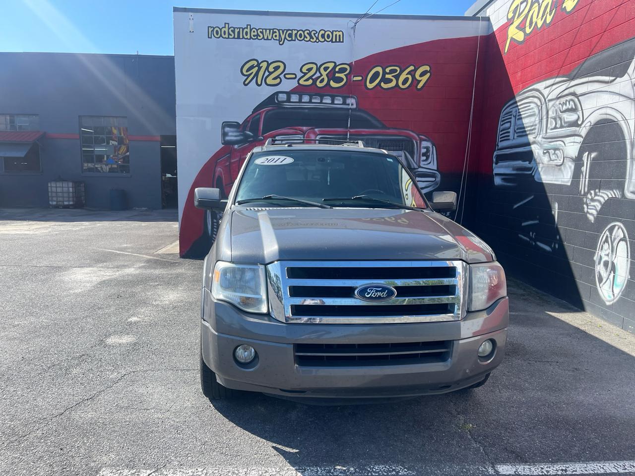 Ford Expedition Limited 2WD 2011