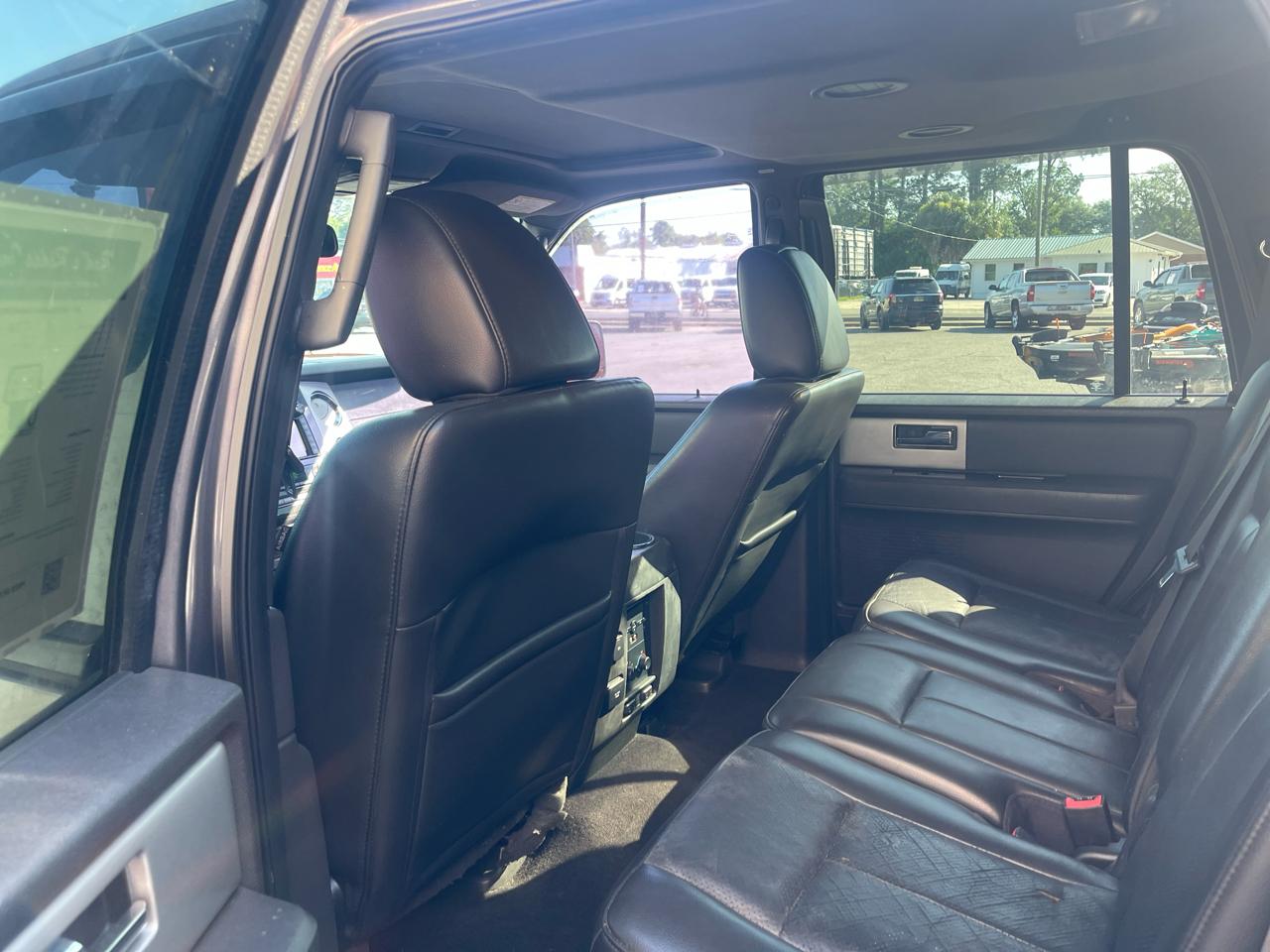 Ford Expedition Limited 2WD 2011