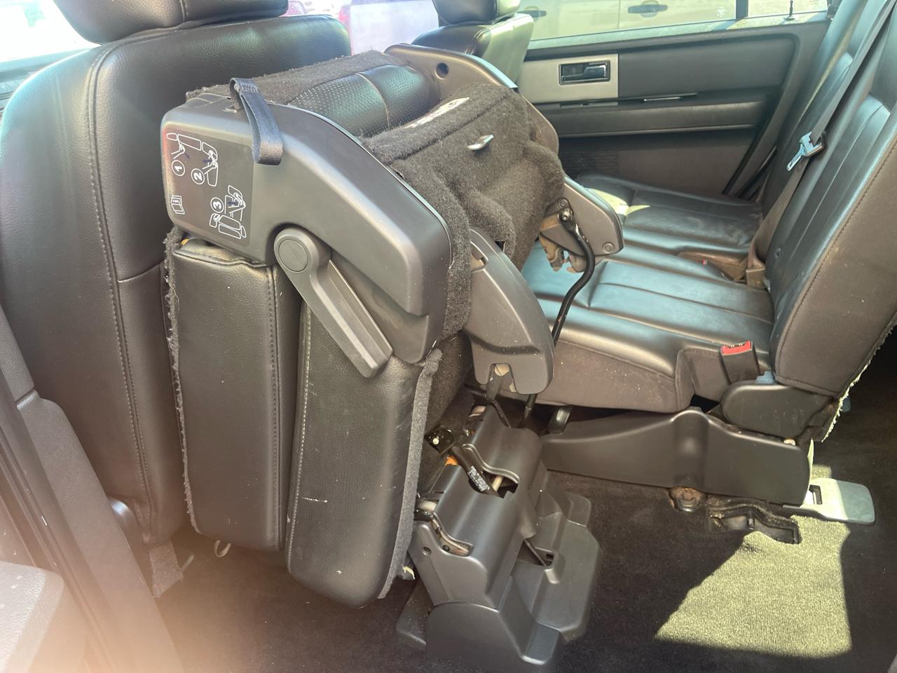 Ford Expedition Limited 2WD 2011