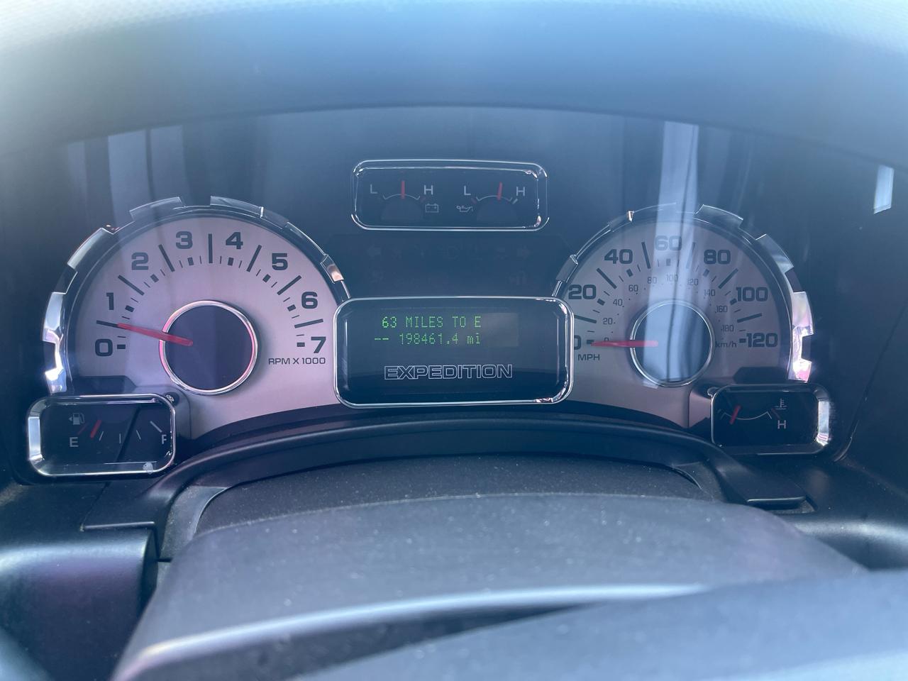 Ford Expedition Limited 2WD 2011
