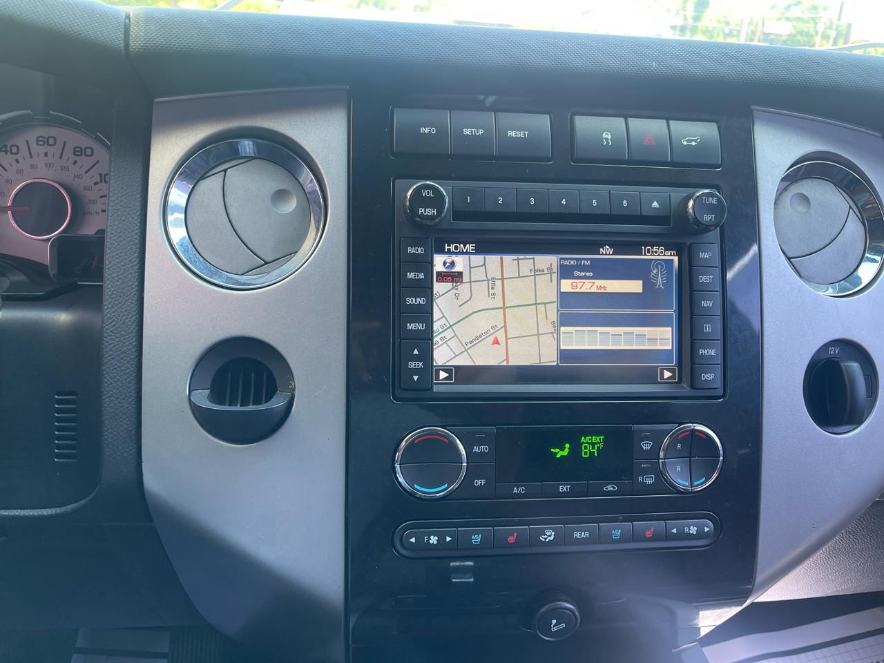 Ford Expedition Limited 2WD 2011