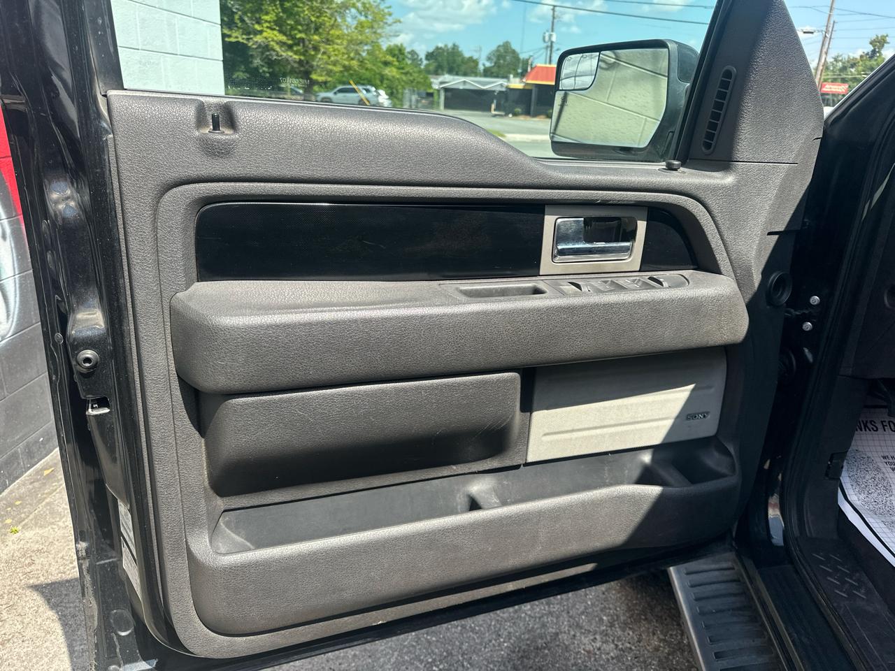 Ford F-150 XLT SuperCrew 6.5-ft. Bed 4WD 2011