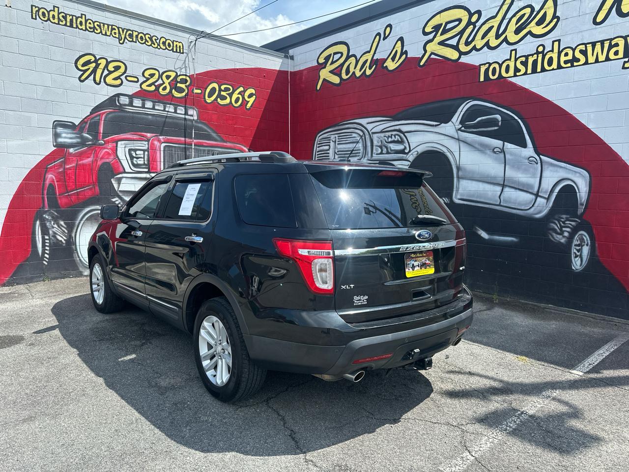Ford Explorer XLT 4WD 2013