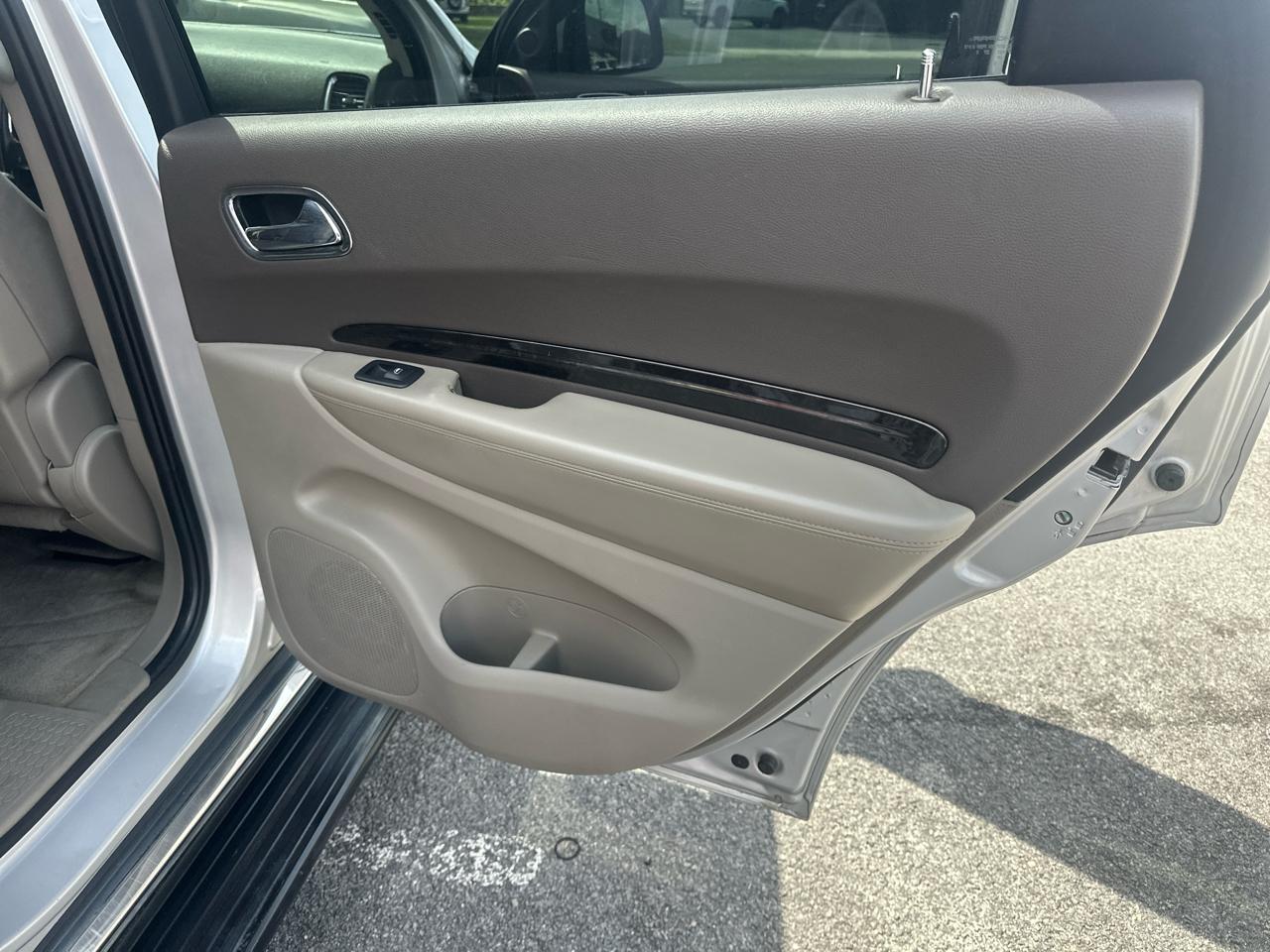 Dodge Durango Crew 2WD 2011