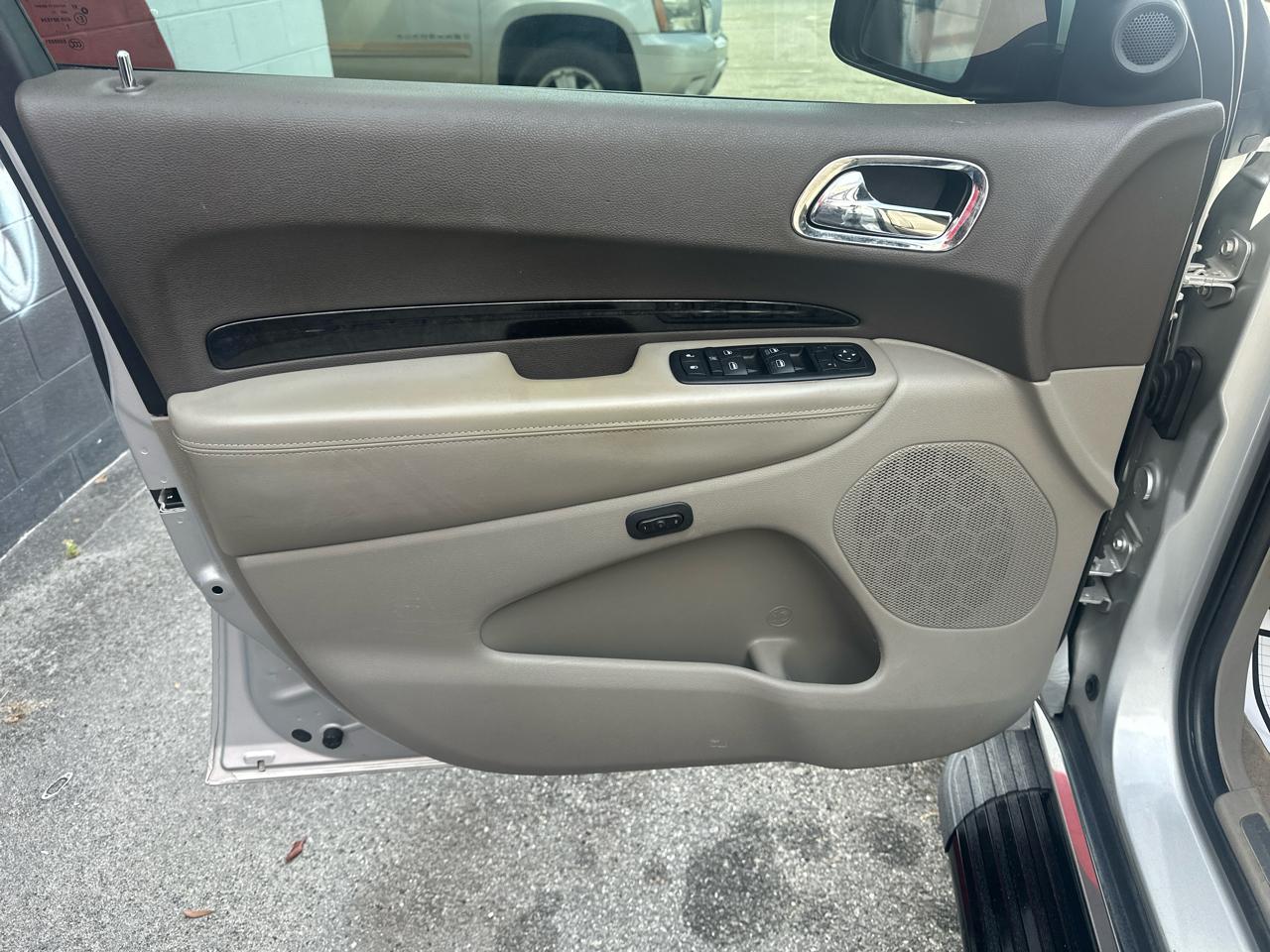 Dodge Durango Crew 2WD 2011
