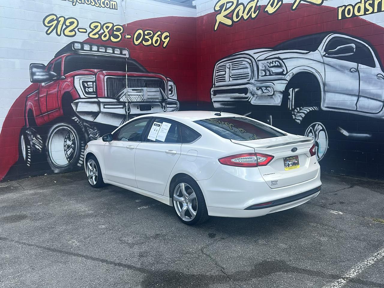 Ford Fusion SE 2015