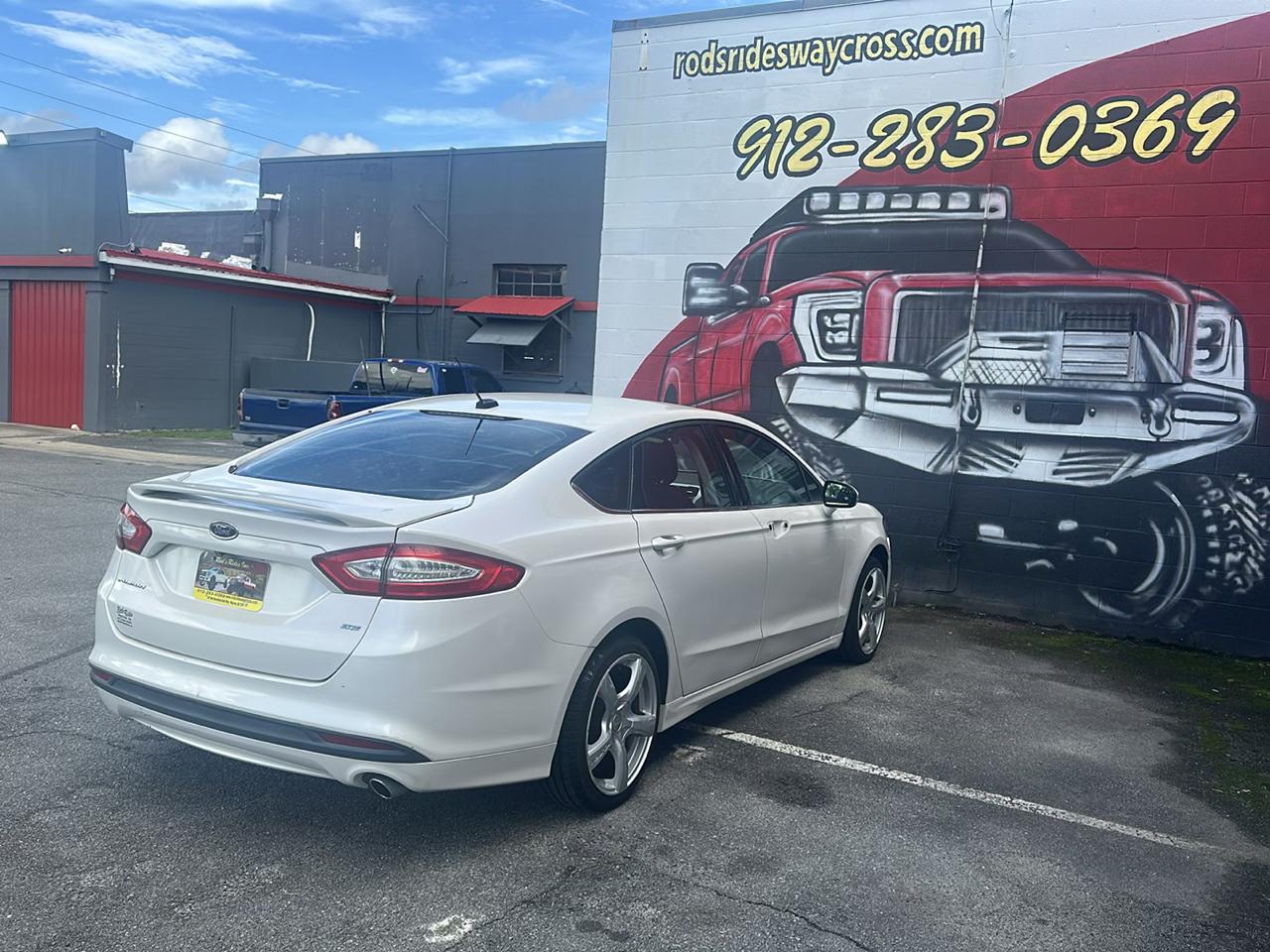 Ford Fusion SE 2015