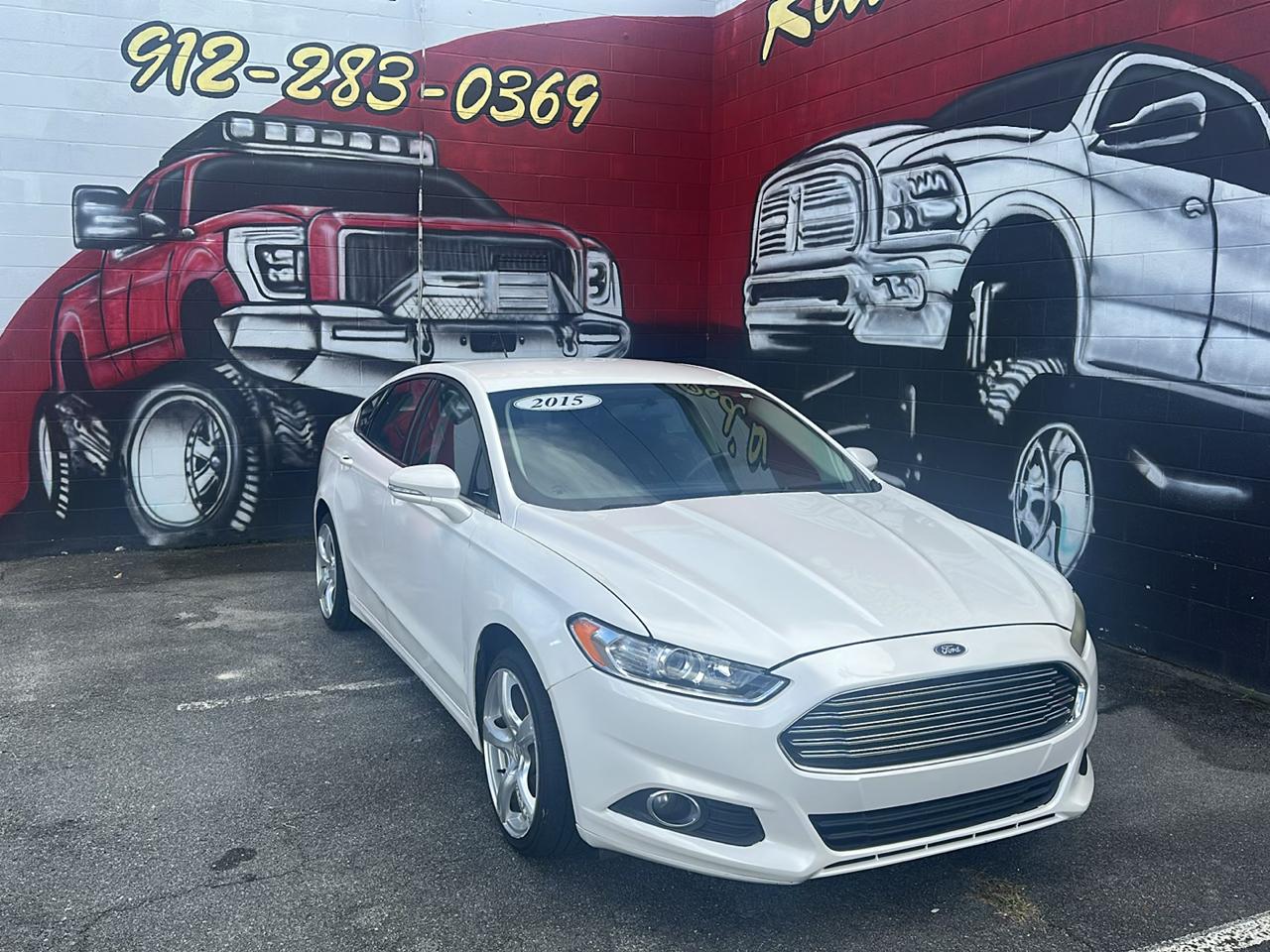 Ford Fusion SE 2015
