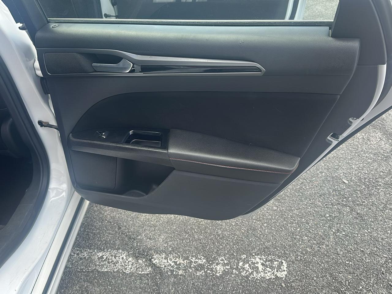 Ford Fusion SE 2015