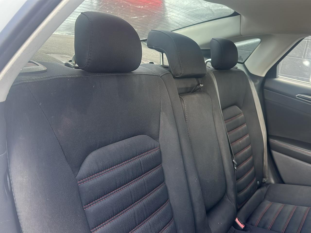 Ford Fusion SE 2015