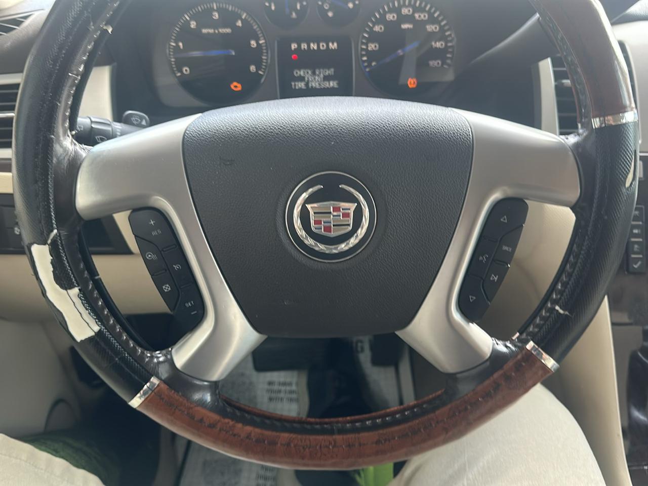Cadillac Escalade AWD 2008