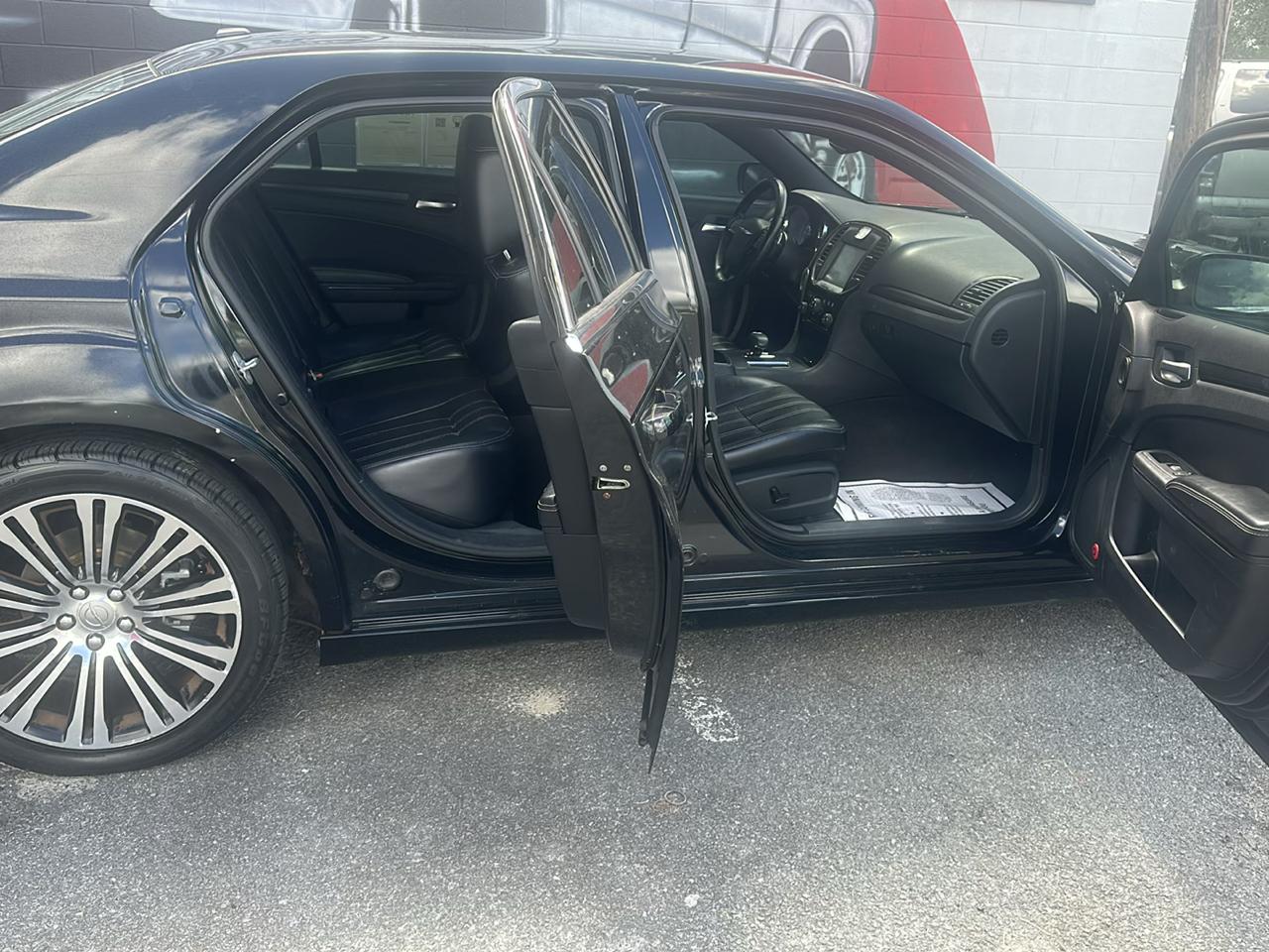 Chrysler 300 S V6 RWD 2013
