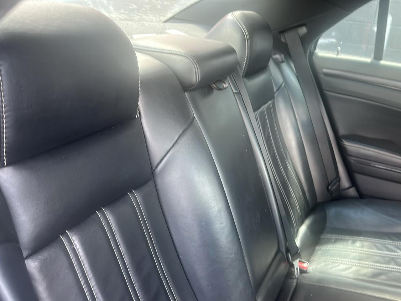 Chrysler 300 S V6 RWD 2013