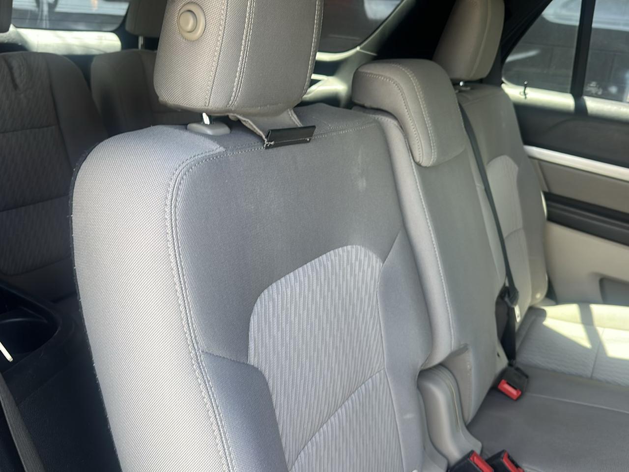 Ford Explorer Base FWD 2018