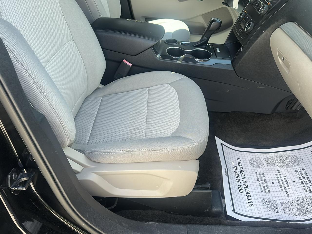 Ford Explorer Base FWD 2018