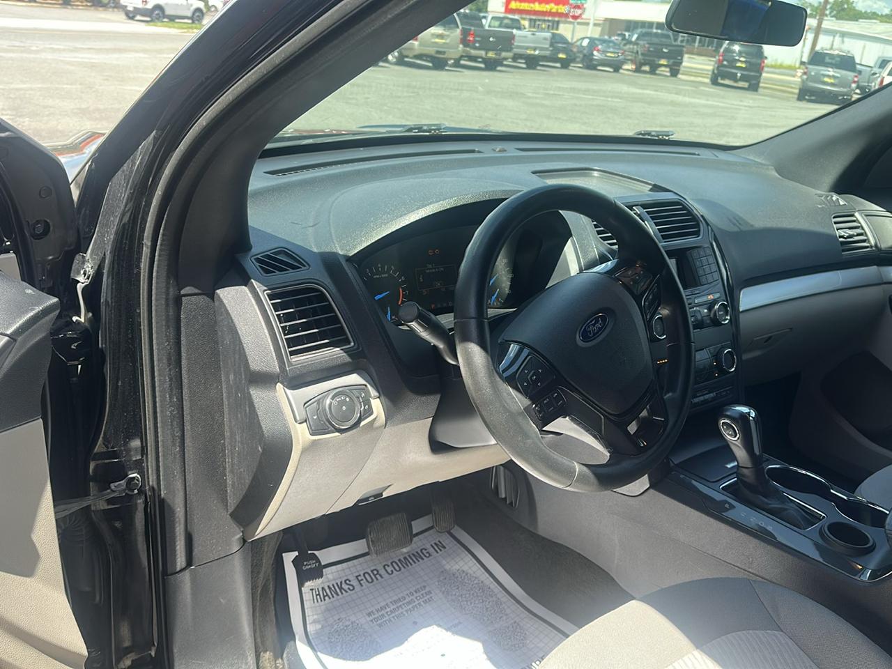 Ford Explorer Base FWD 2018