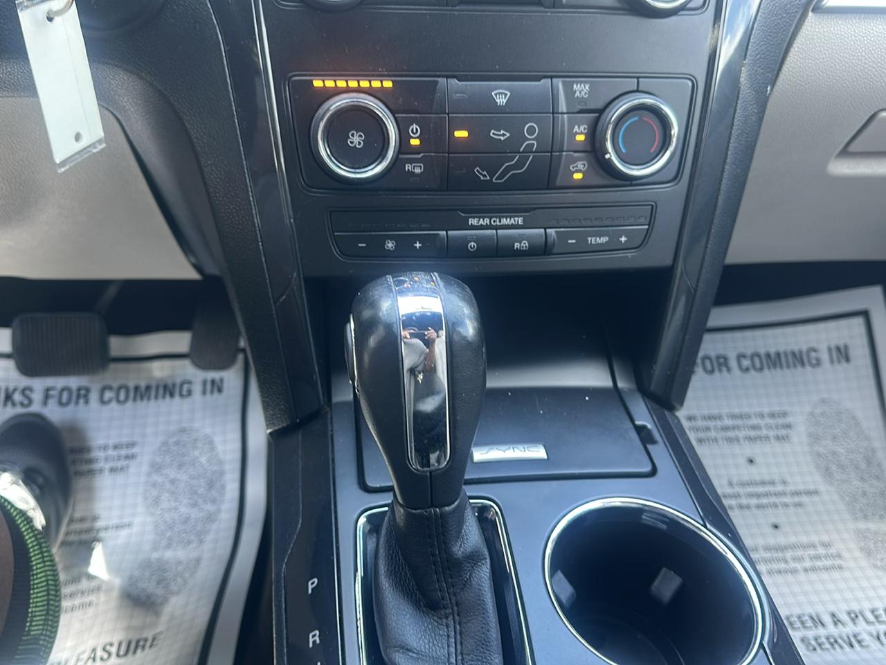 Ford Explorer Base FWD 2018