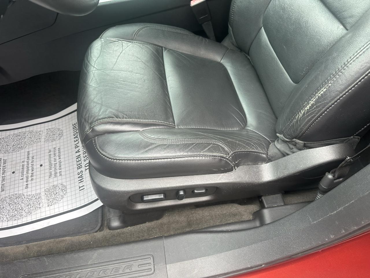 Ford Explorer XLT FWD 2014