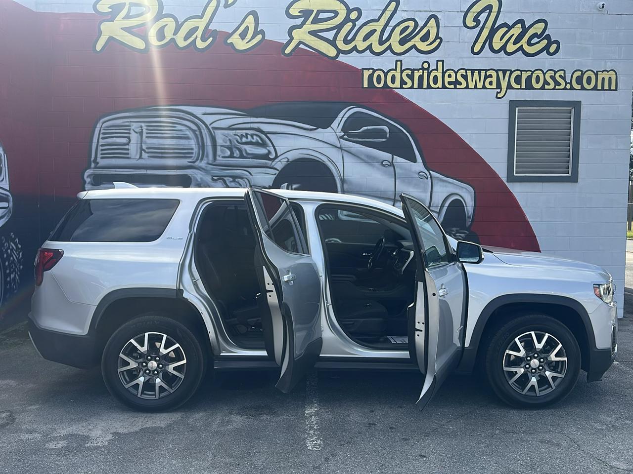 GMC Acadia SLE 2020