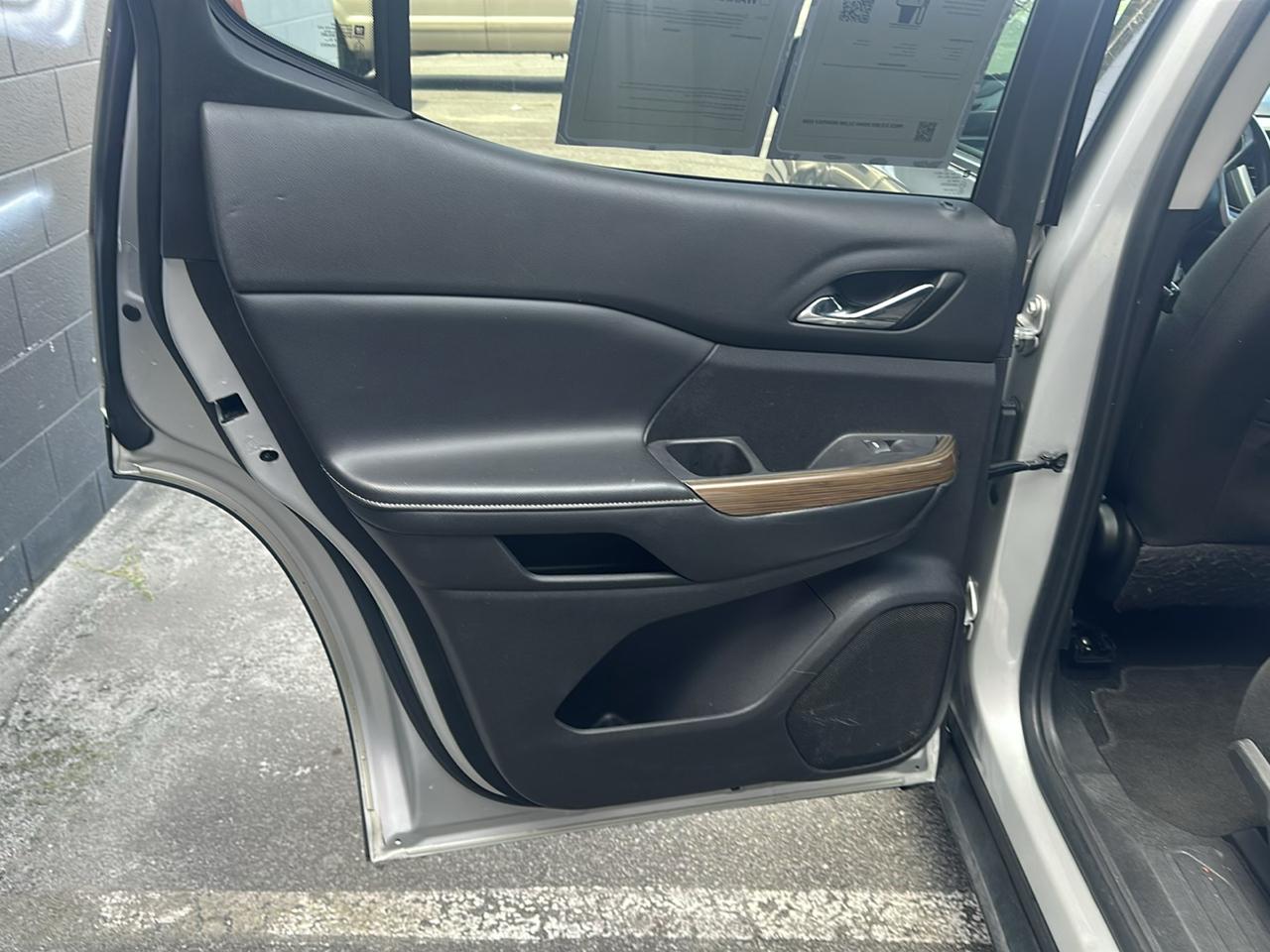 GMC Acadia SLE 2020