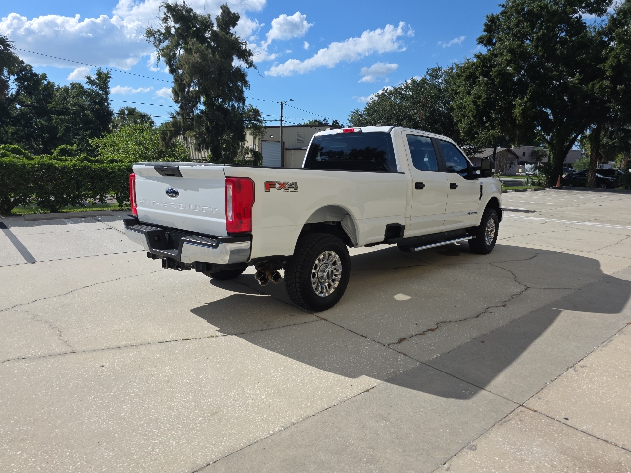 Ford F-250 SD Lariat Crew Cab 2WD 2020 Ford F-250 SD Lariat Crew Cab 2WD 2020