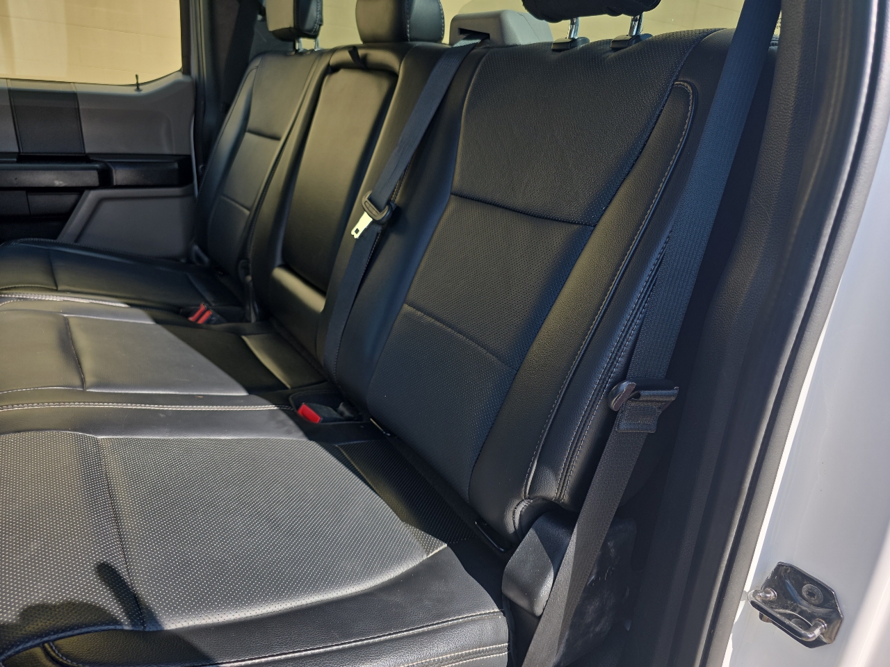 Ford F-250 SD Lariat Crew Cab 2WD 2020 Ford F-250 SD Lariat Crew Cab 2WD 2020