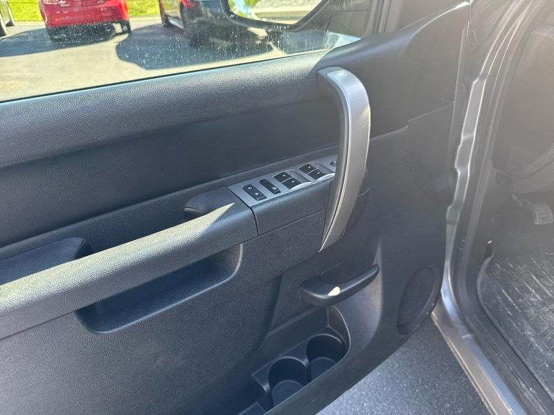 GMC Sierra 1500 SLE Crew Cab 4WD 2013