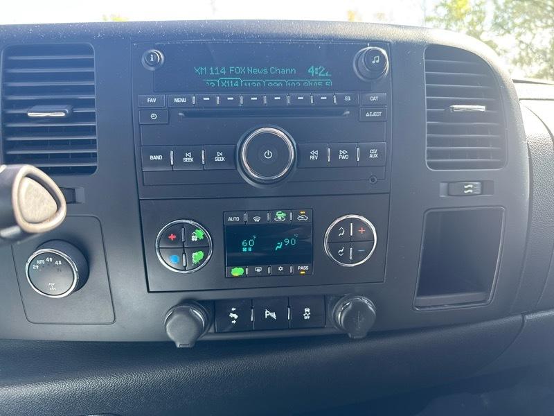 GMC Sierra 1500 SLE Crew Cab 4WD 2013