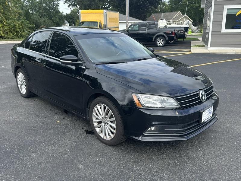 Volkswagen Jetta SEL 4D Sedan 2016