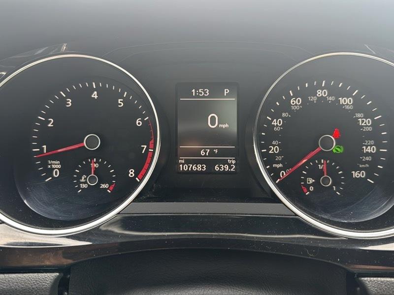 Volkswagen Jetta SEL 4D Sedan 2016