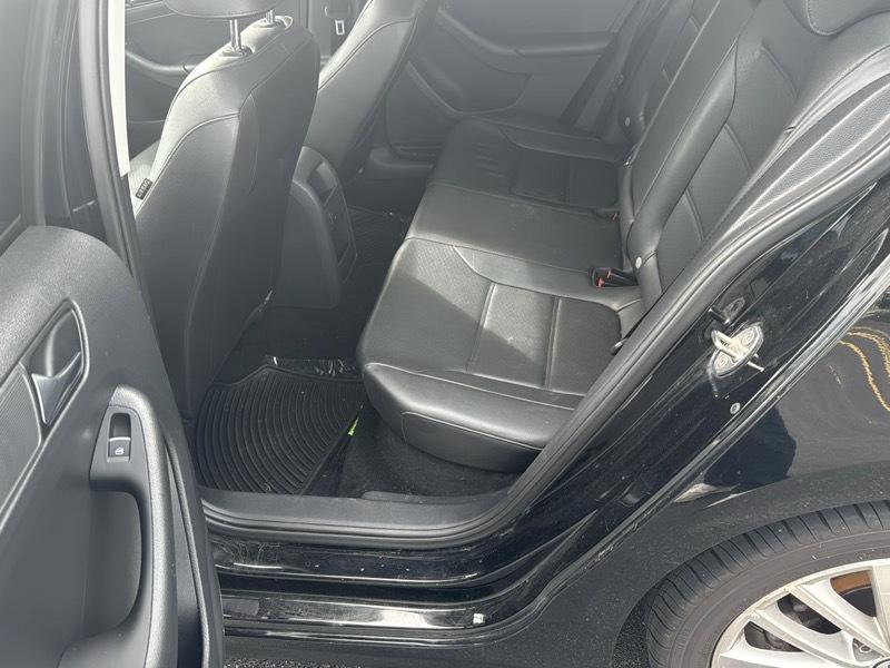 Volkswagen Jetta SEL 4D Sedan 2016