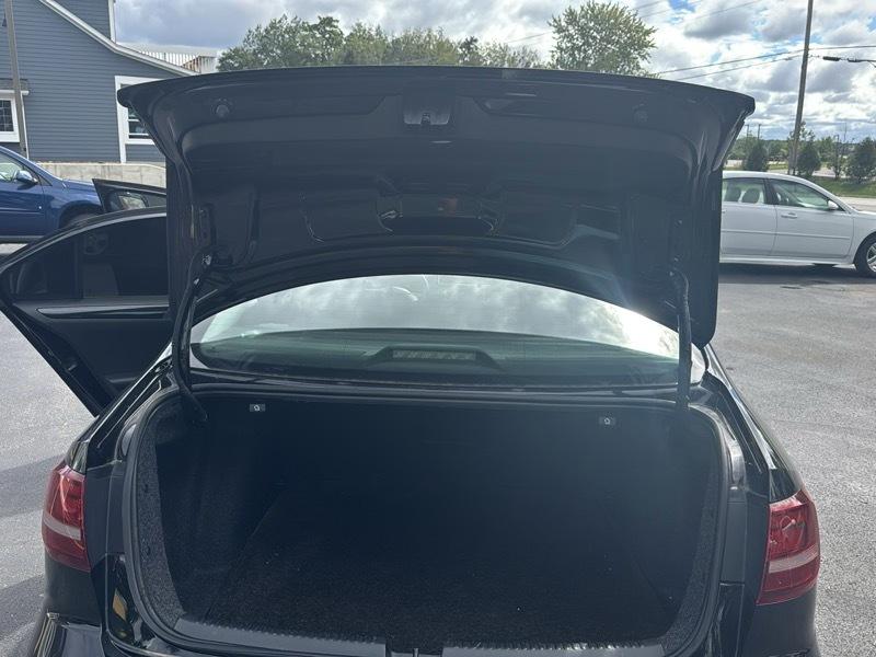 Volkswagen Jetta SEL 4D Sedan 2016