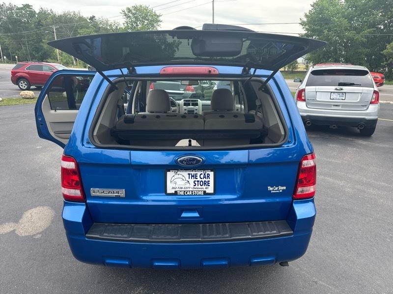 Ford Escape XLT 4WD 2012