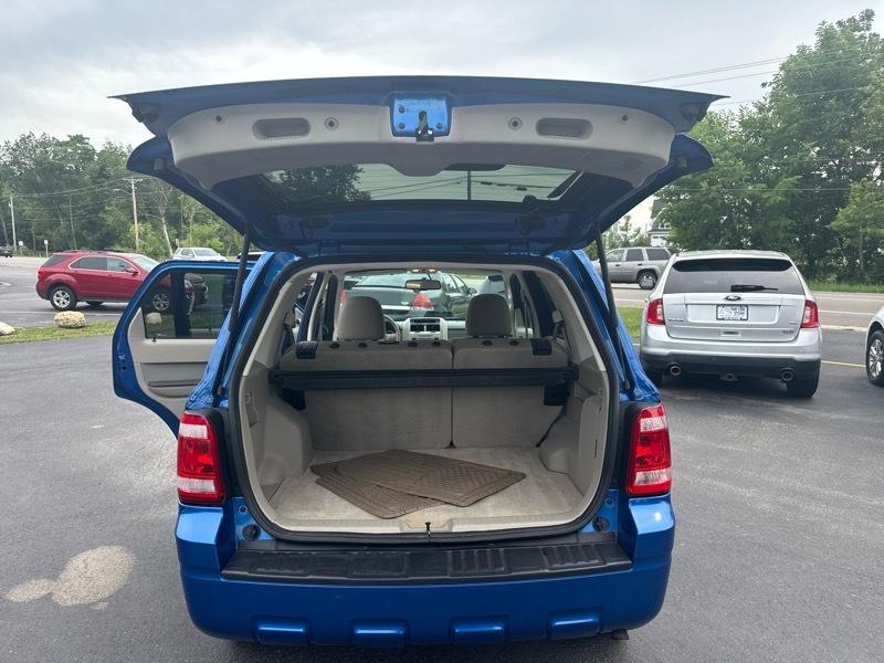 Ford Escape XLT 4WD 2012