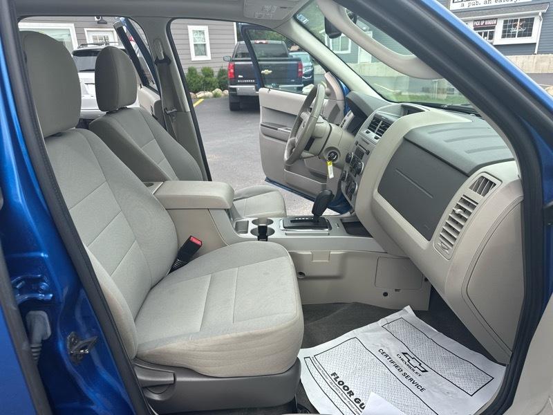 Ford Escape XLT 4WD 2012
