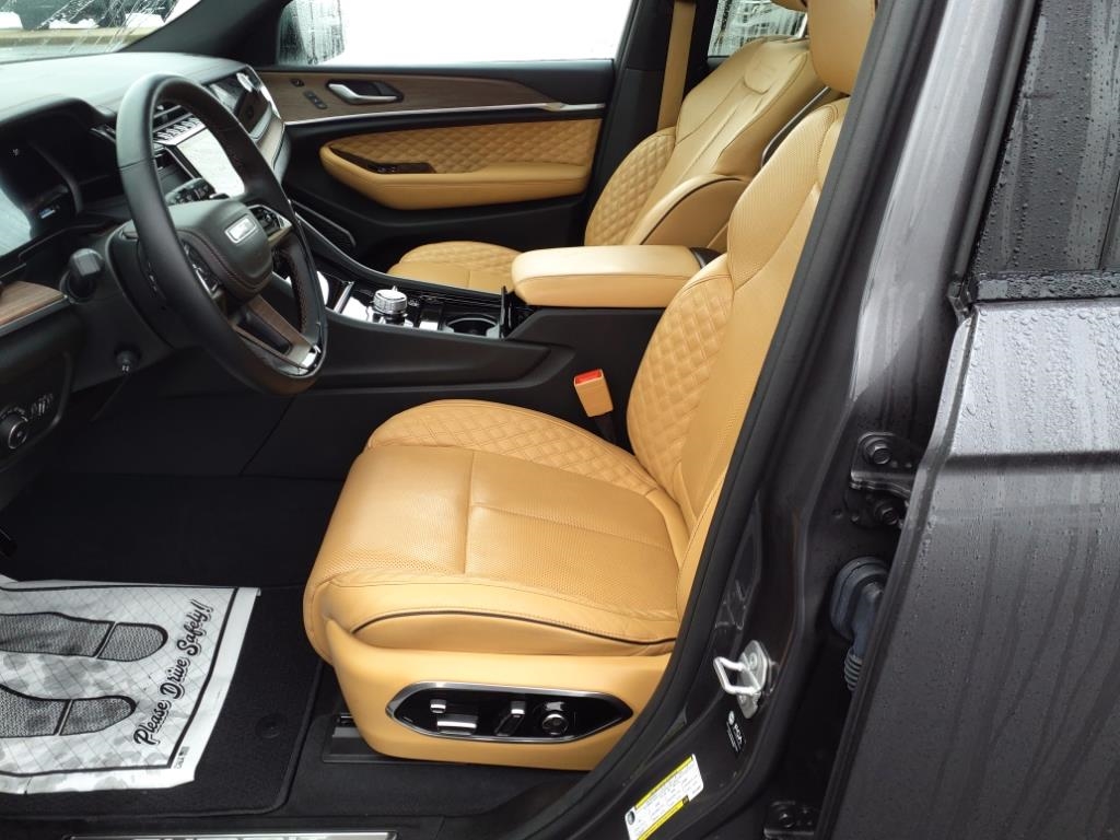 Jeep Grand Cherokee  2023 Jeep Grand Cherokee  2023