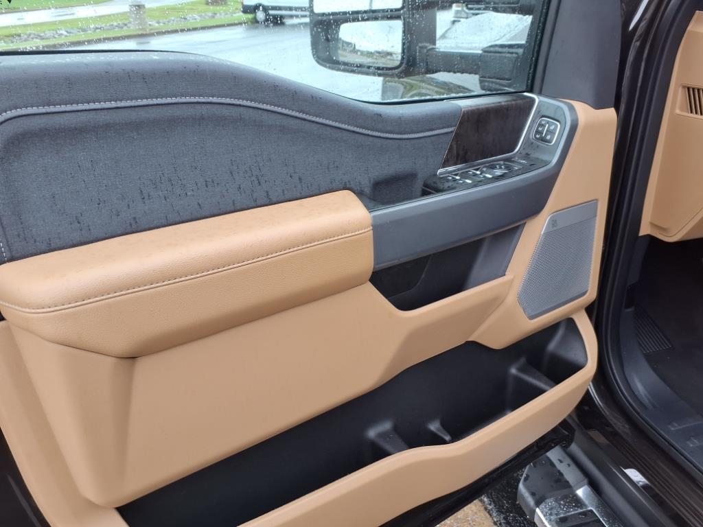 Ford Super Duty F-250 SRW  2024