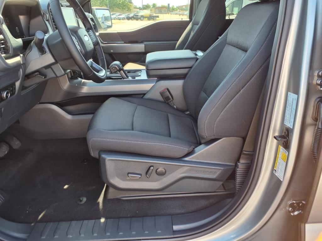 Ford F-150  2025 Ford F-150  2025