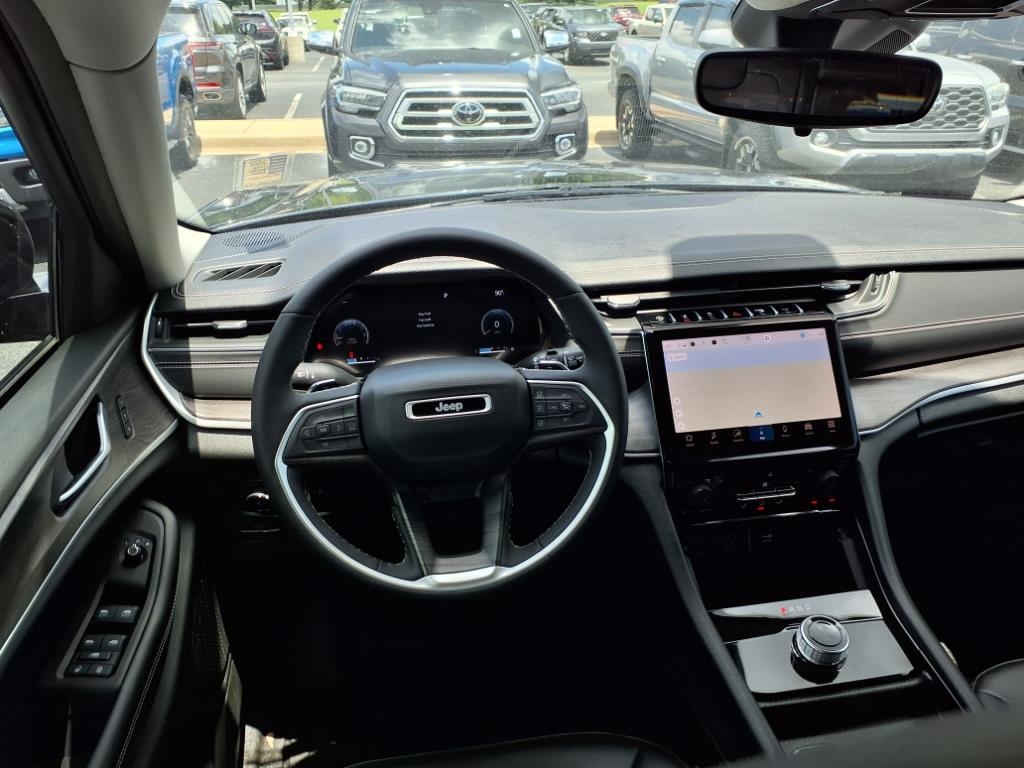 Jeep Grand Cherokee  2024