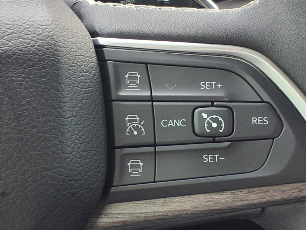 Jeep Grand Cherokee  2024