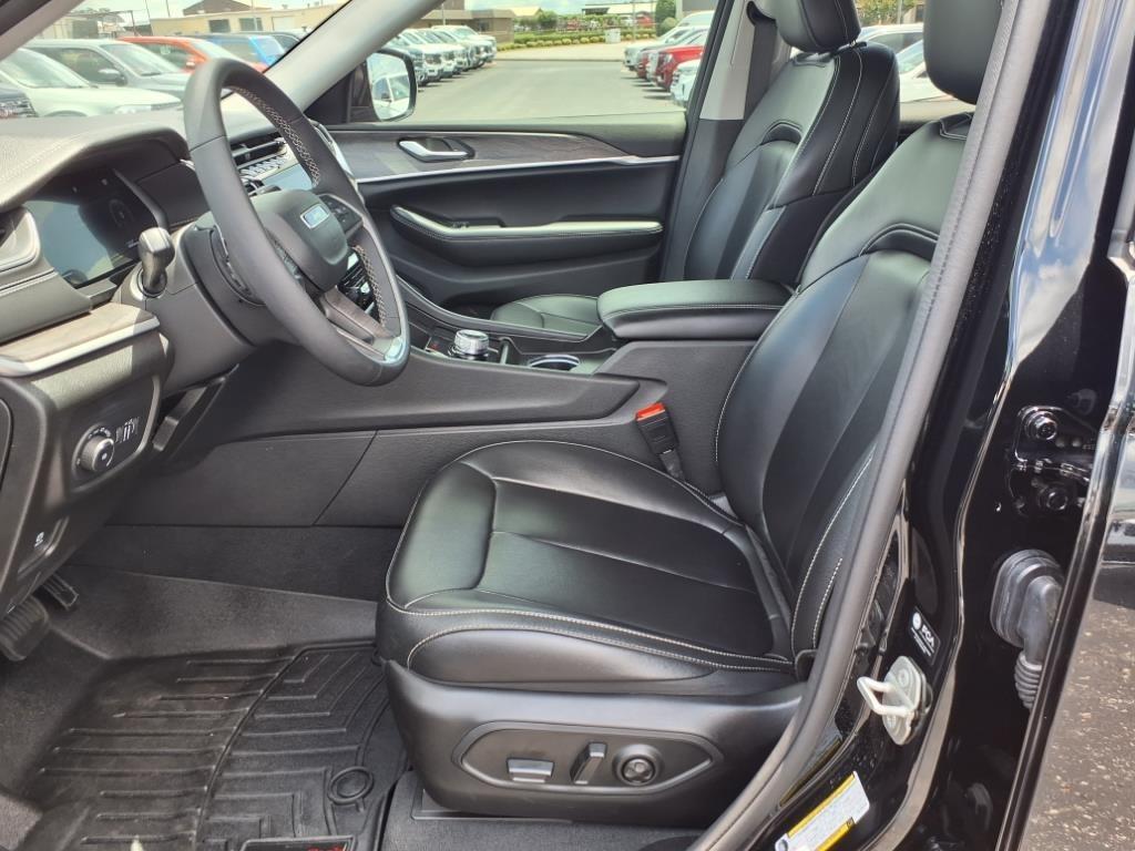 Jeep Grand Cherokee 2WD 4dr Limited 2024