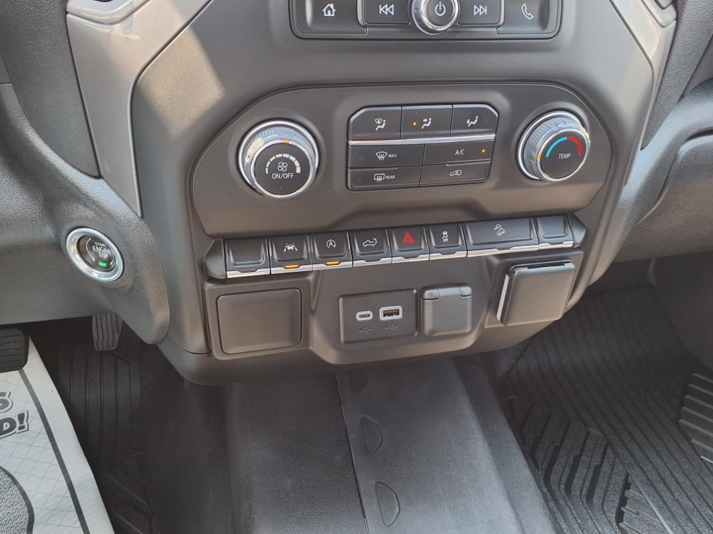 Chevrolet Silverado 1500  2024