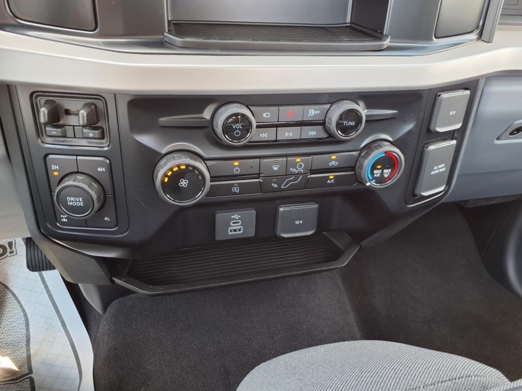 Ford Super Duty F-250 SRW  2025