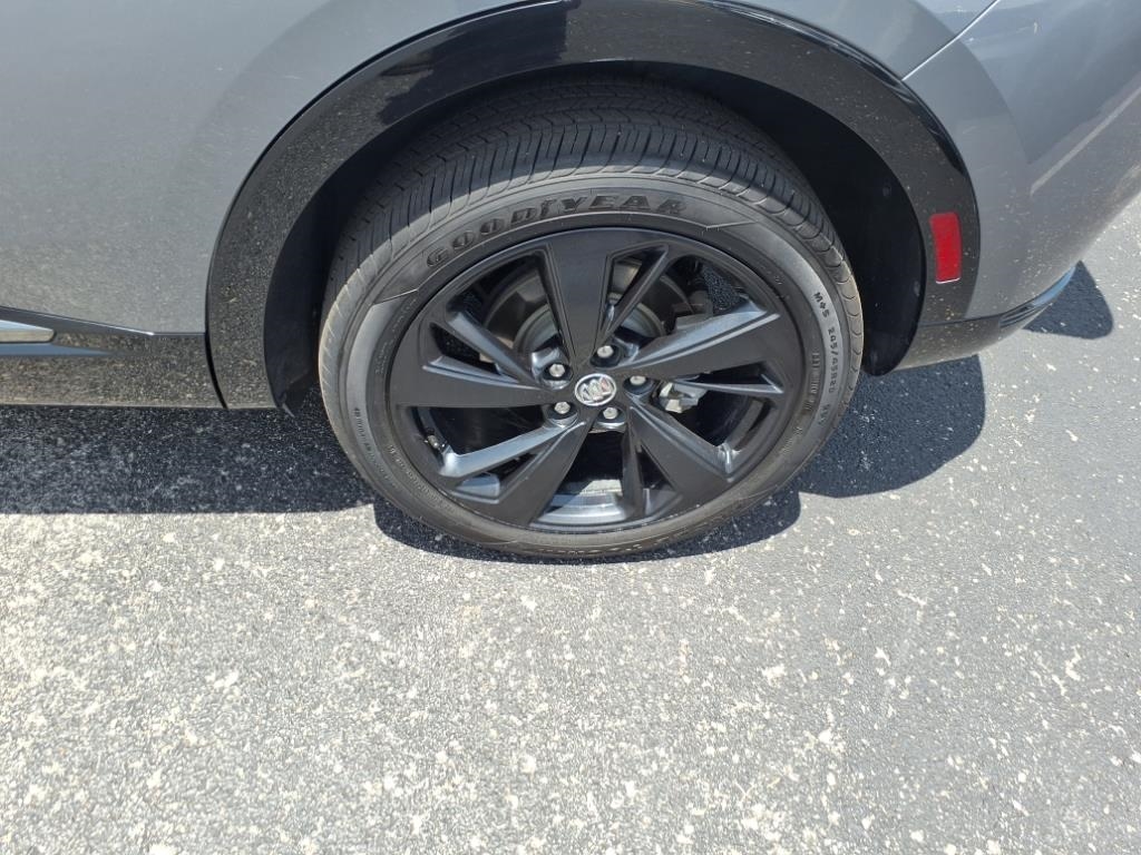 Buick Envision  2022