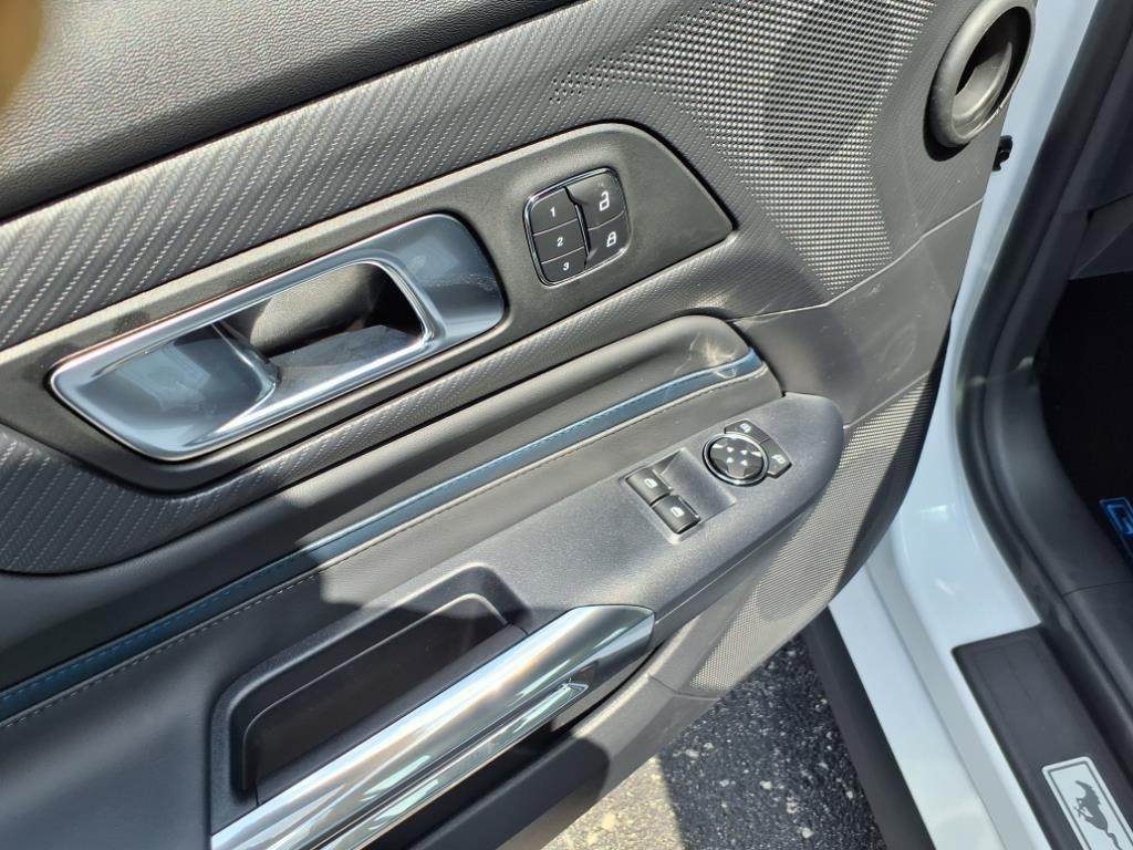 Ford Mustang  2025 Ford Mustang  2025