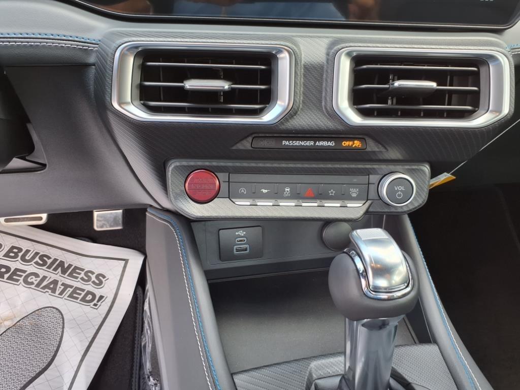 Ford Mustang  2025