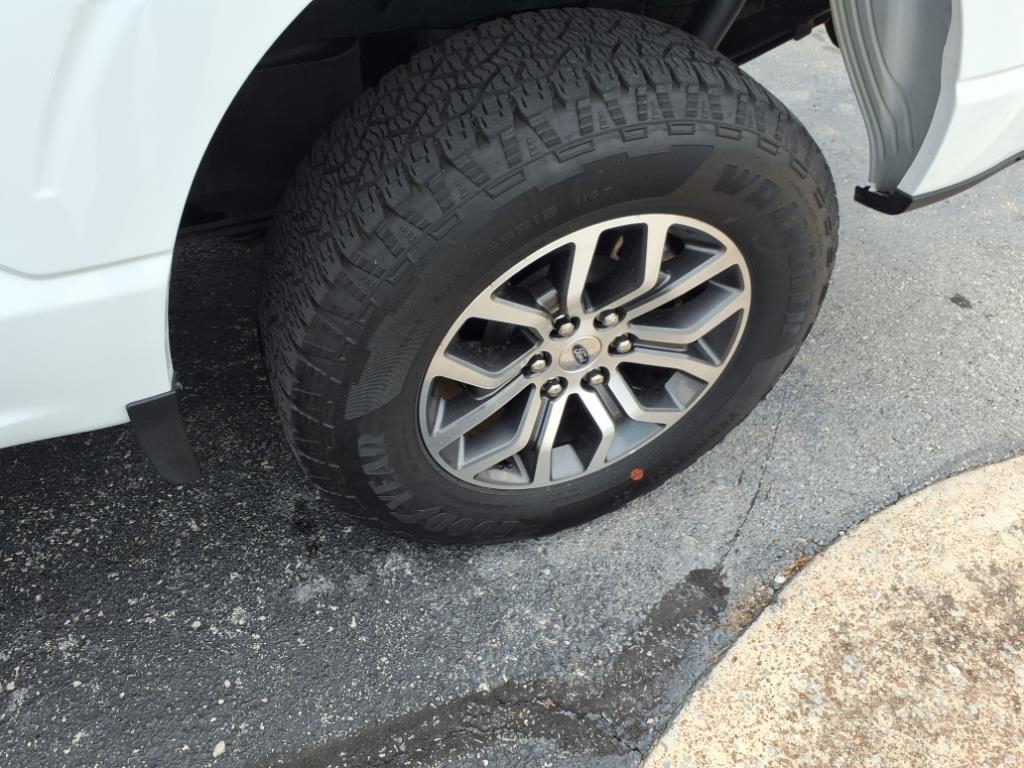 Ford F-150 Lariat SuperCrew 5.5-ft. Bed 4WD 2022